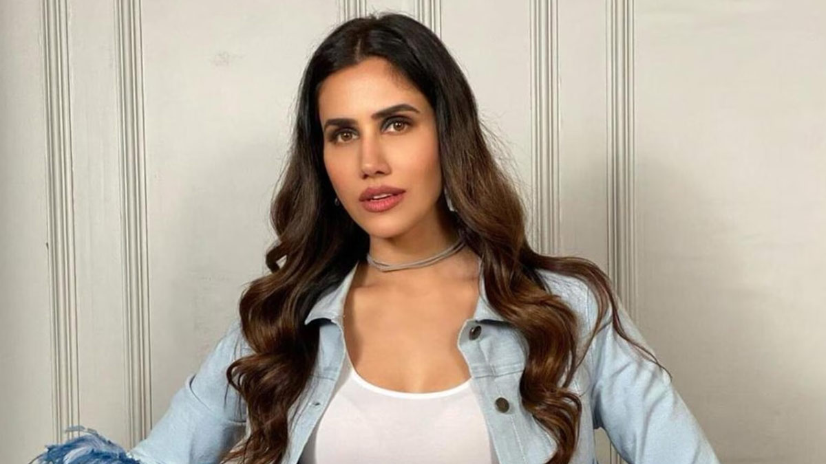 Pyaar Ka Punchnama Actress Sonnalli Seygall Announces Pregnancy; A Gynaecologist's Guide to Pregnancy Cravings